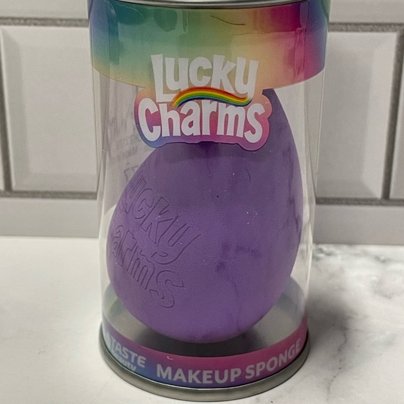 Lucky Charms Beauty Bundle - Picture 4 of 14